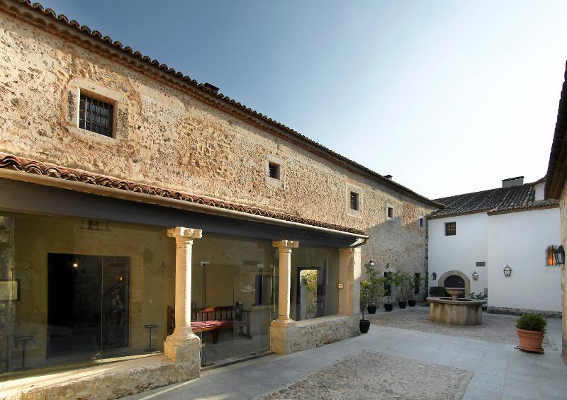Parador De Trujillo Ngoại thất bức ảnh